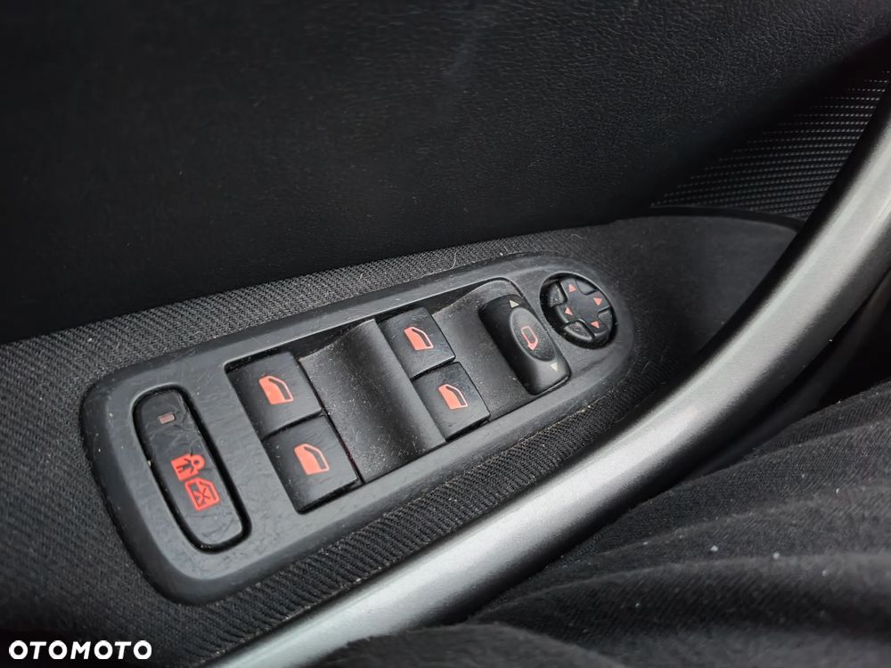 Peugeot 308 1.4 Millesim 200 - 27