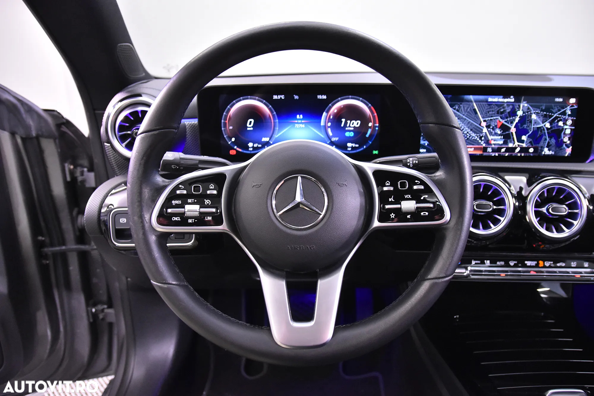 Mercedes-Benz CLA - 16