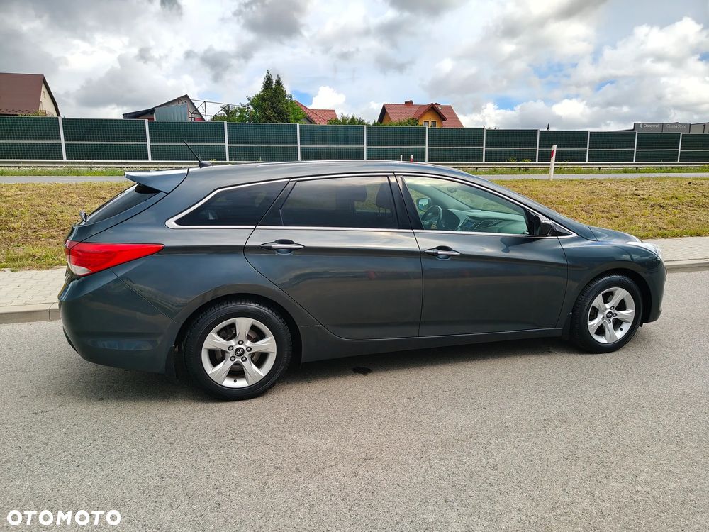Hyundai i40 1.7 CRDi Comfort + - 32