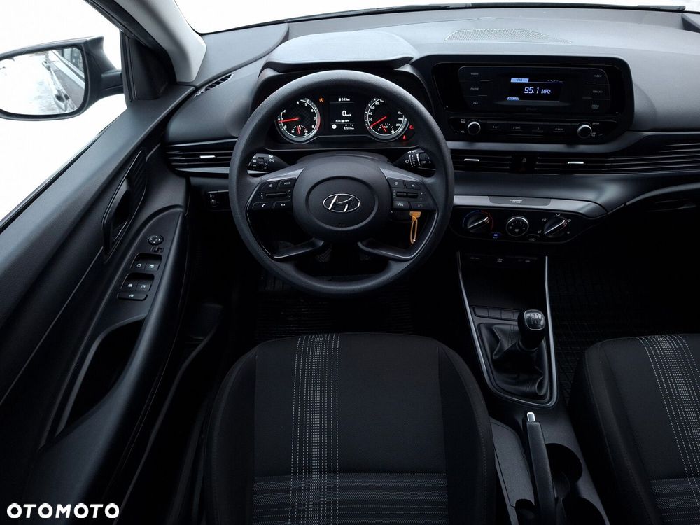 Hyundai i20 - 16