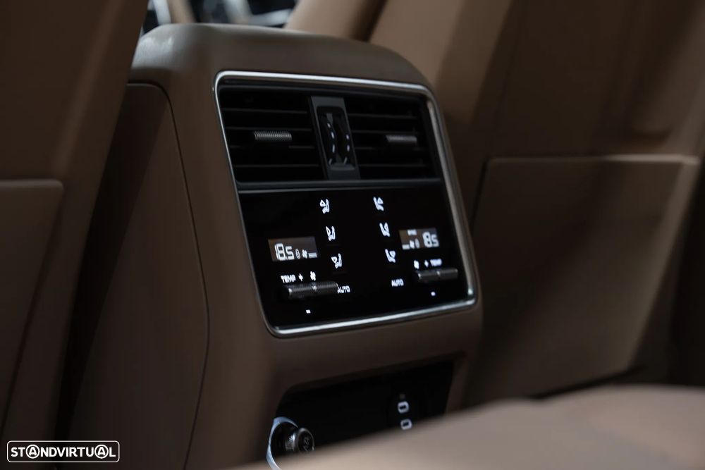 Porsche Cayenne Coupé E-Hybrid - 61