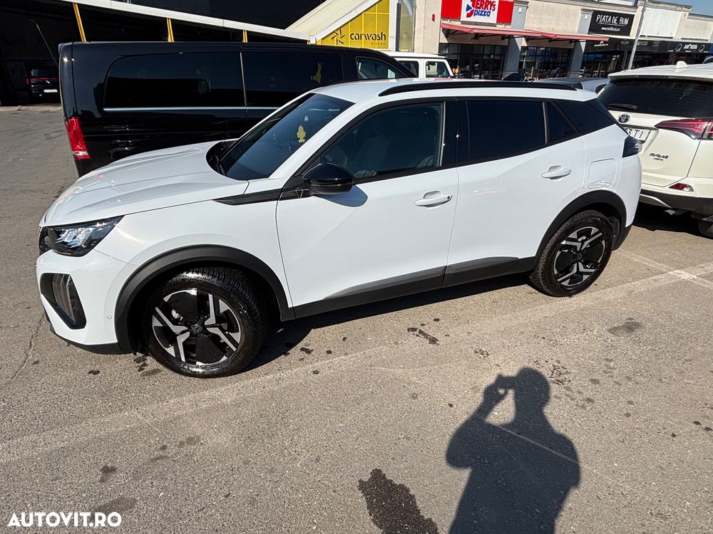 Peugeot 2008 1.2 PureTech EAT8 STT Allure Pack - 4