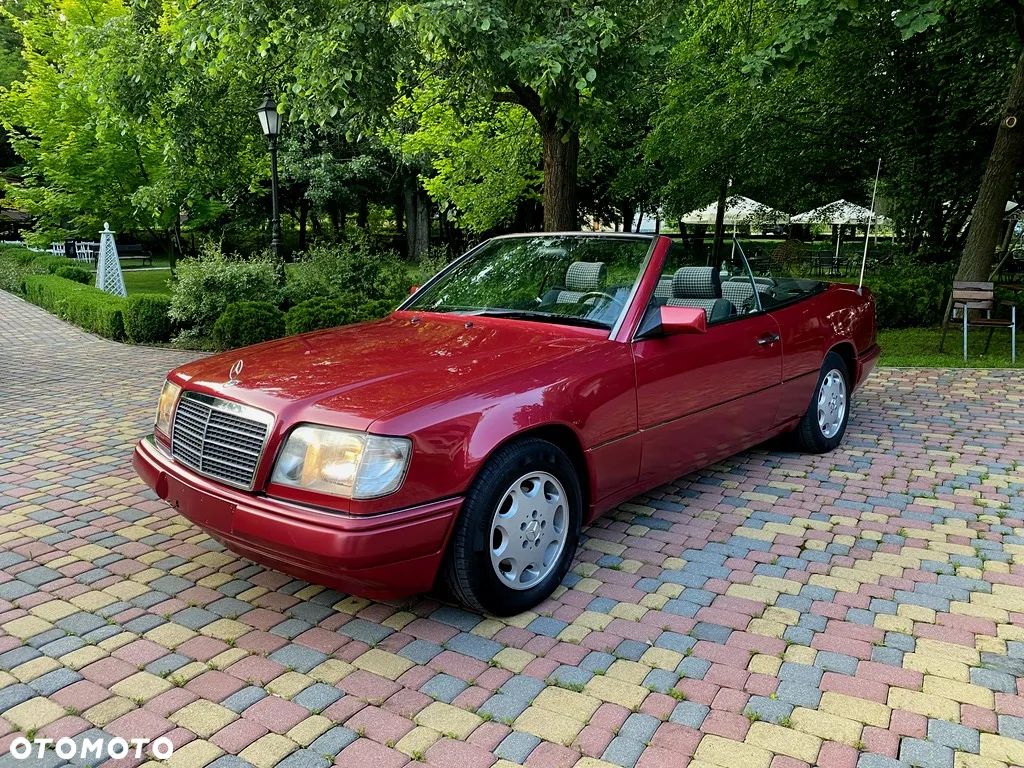 Mercedes-Benz Klasa E - 1