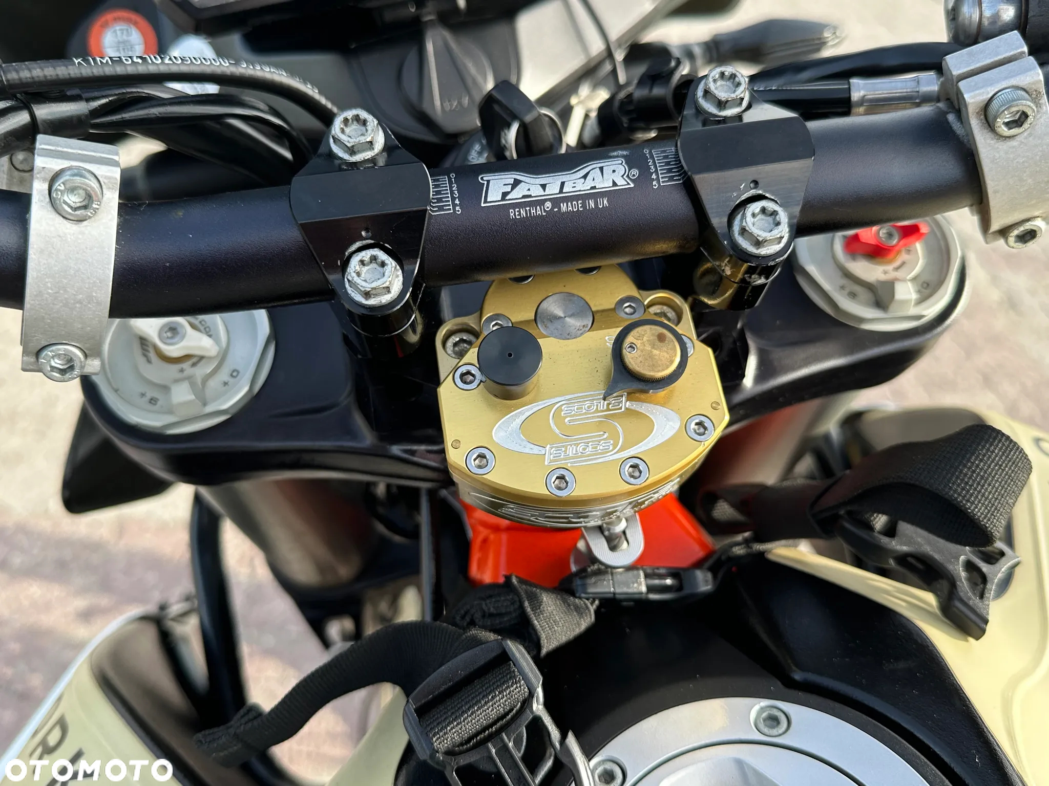 KTM Adventure - 15
