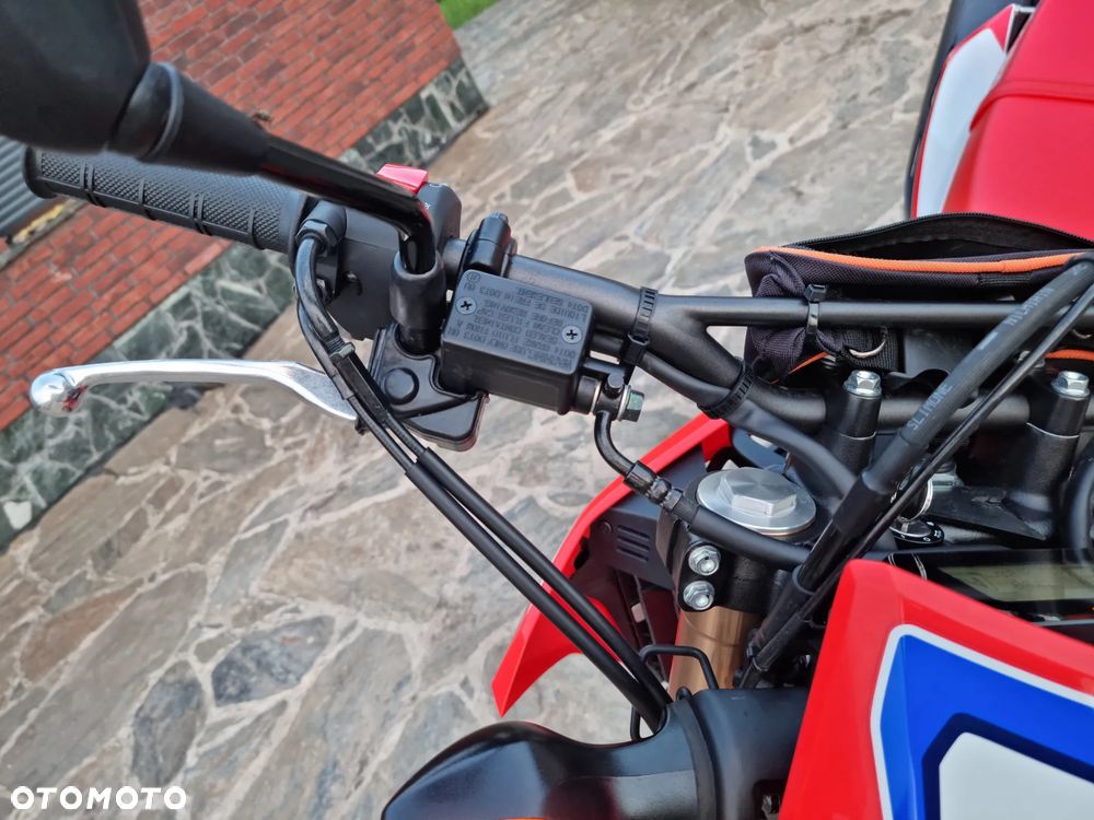 Honda CRF - 22
