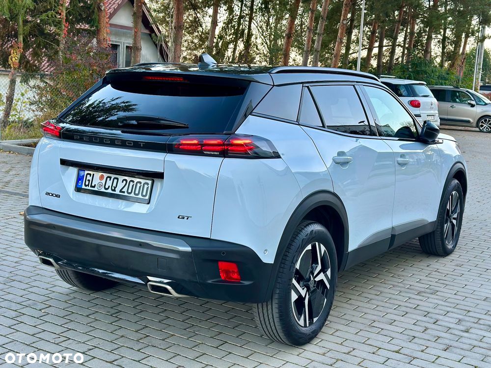 Peugeot 2008 PureTech 130 EAT8 GT Exclusive - 10