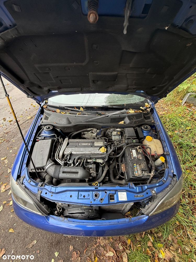 Opel Astra II G Bertone Coupe 1.8 16V 122 KM Z18XE na części - 8