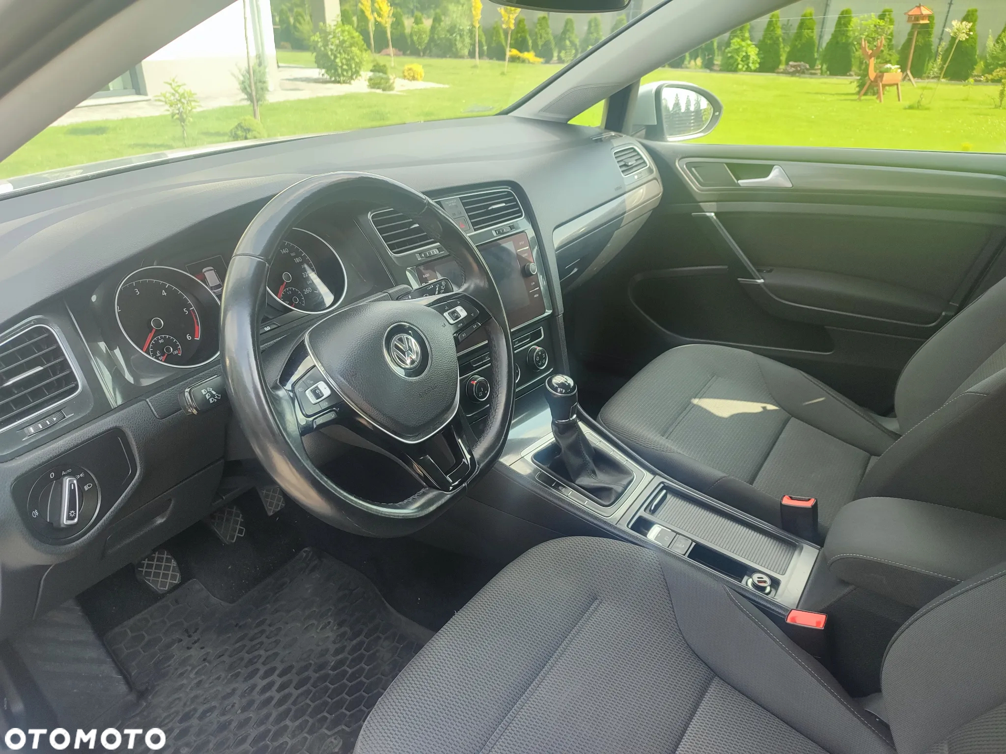 Volkswagen Golf VII 1.6 TDI BMT Comfortline - 3