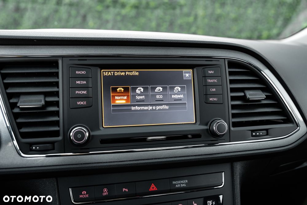 Seat Leon 1.8 TSI Start&Stop DSG FR - 35