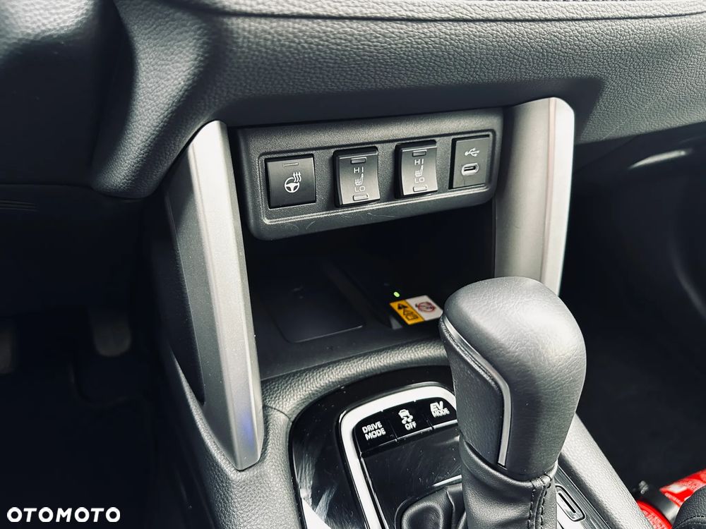 Toyota Corolla Cross 2.0 Hybrid Executive - 31