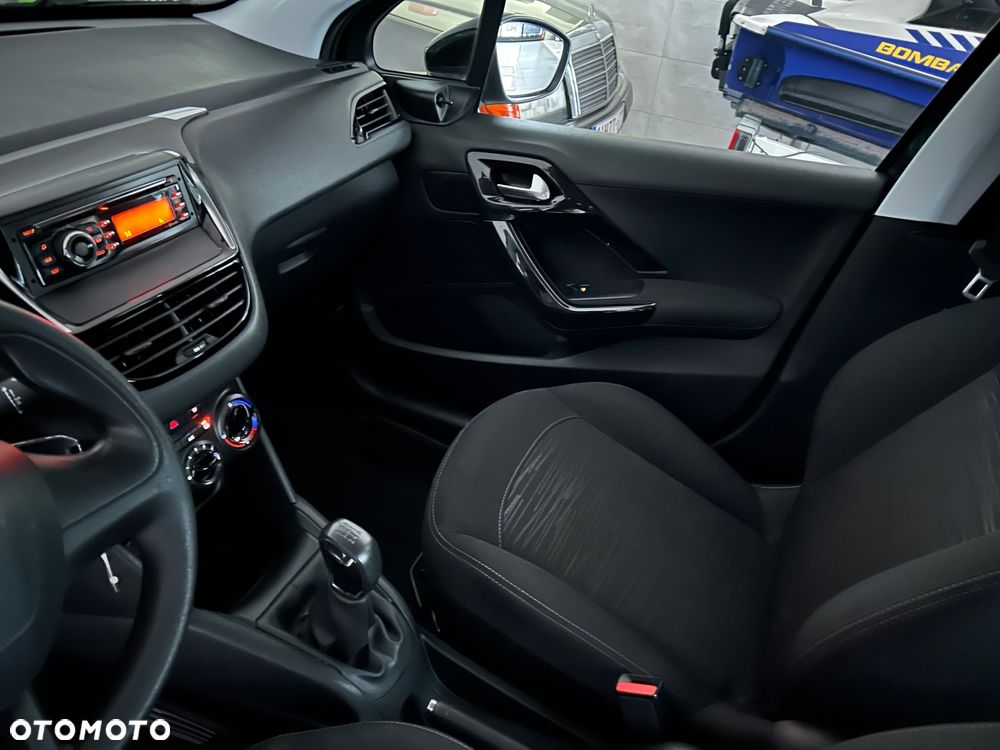 Peugeot 208 68 VTI Access - 13