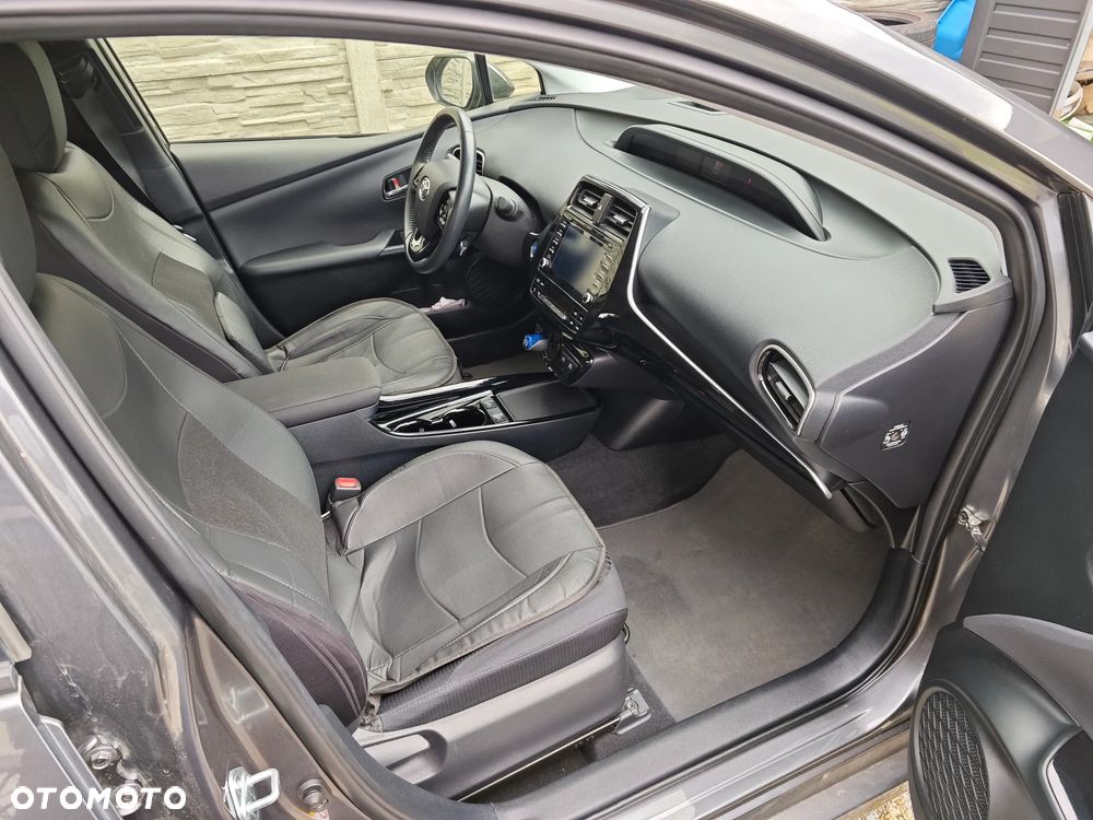 Toyota Prius 1.8 Hybrid Executive - 31