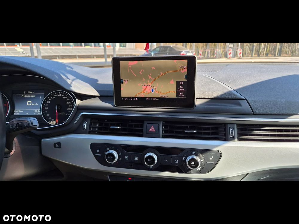 Audi A4 Avant 2.0 TDI S tronic - 14