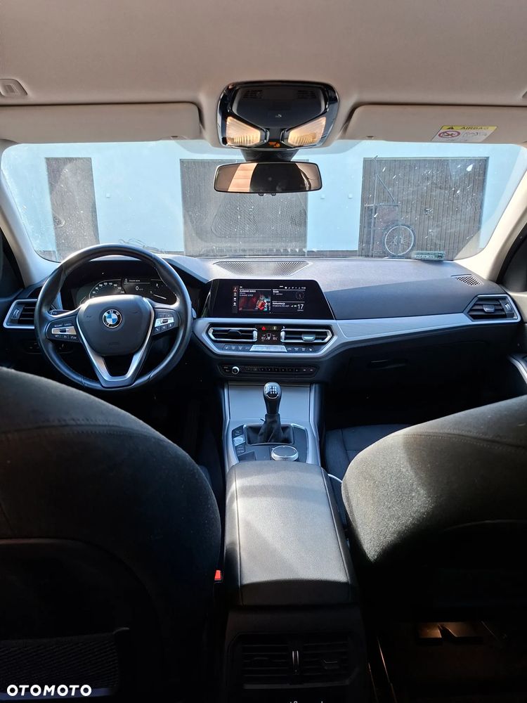 BMW Seria 3 - 27
