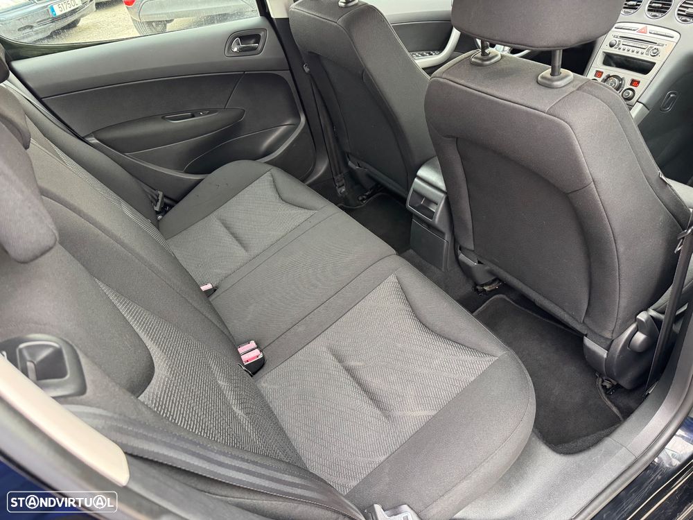 Peugeot 308 1.6 e-HDi Active CVM6 - 25