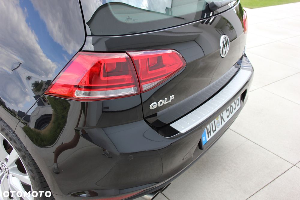 Volkswagen Golf - 11