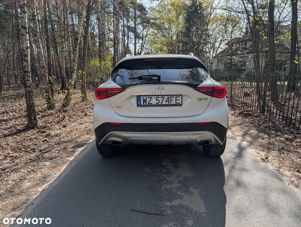 Infiniti QX30 2.0t DCT AWD Premium - 4