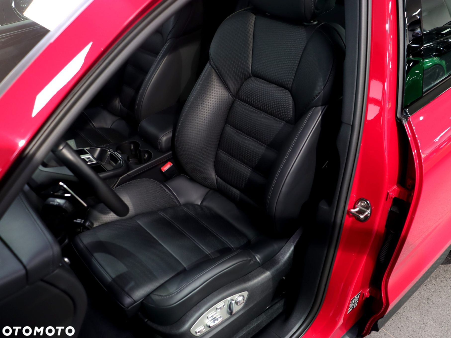 Porsche Macan Standard - 16