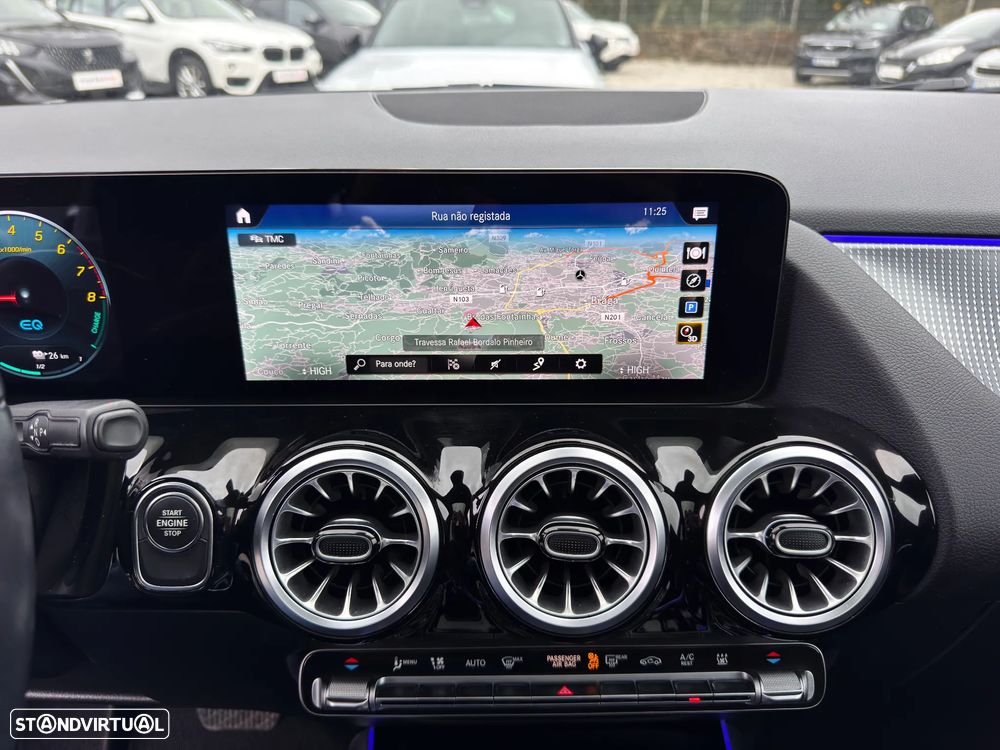 Mercedes-Benz GLA 250 e 8G-DCT Progressive - 11