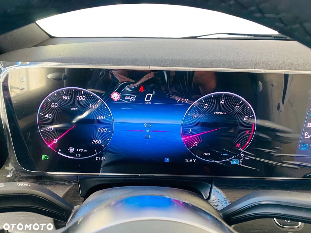 Mercedes-Benz Klasa V 300 mHEV 9G-Tronic Avantgarde (d³ugi) - 10