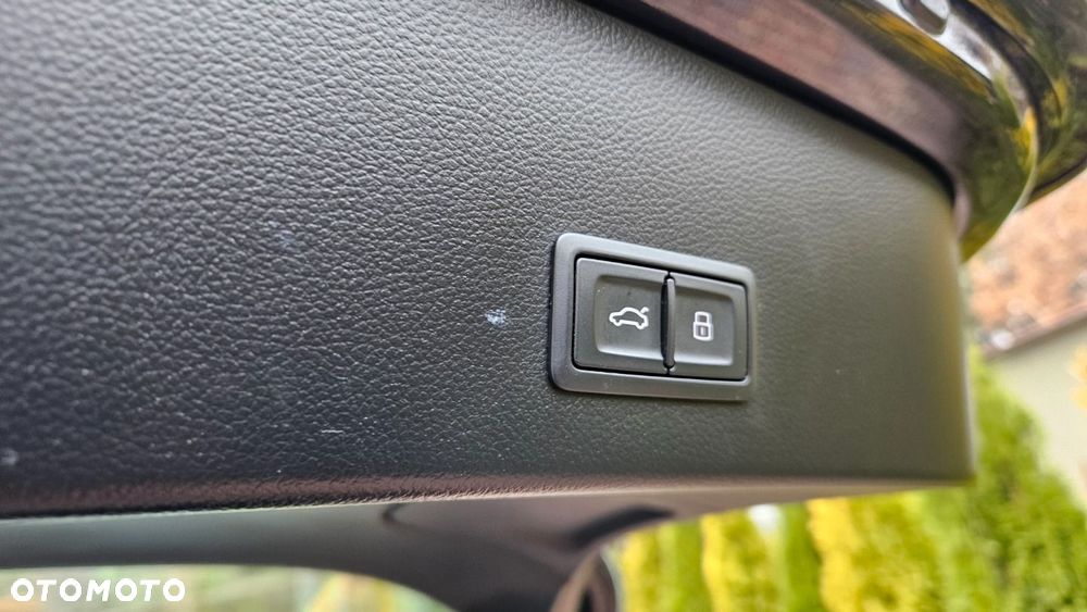 Audi A6 Avant 2.0 TDI ultra S tronic - 23