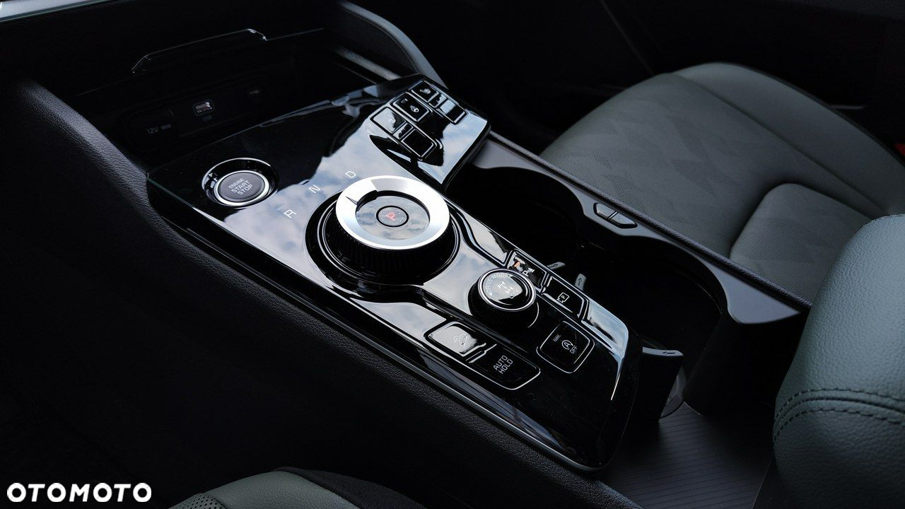 Kia Sportage - 12