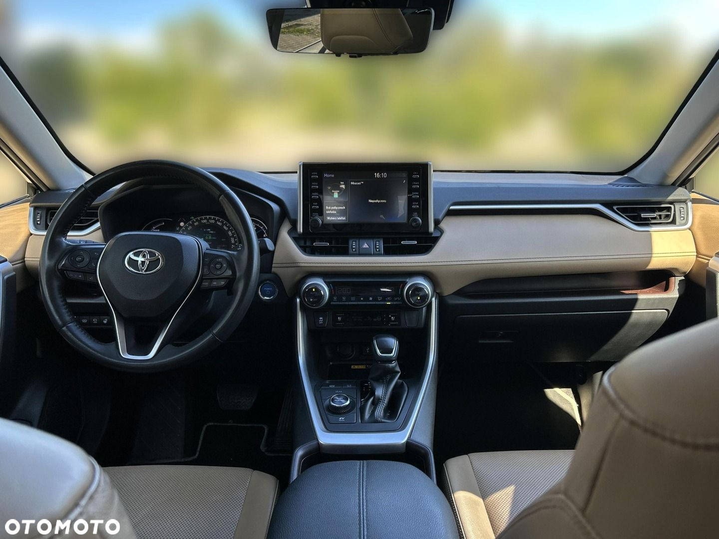 Toyota RAV4 - 11