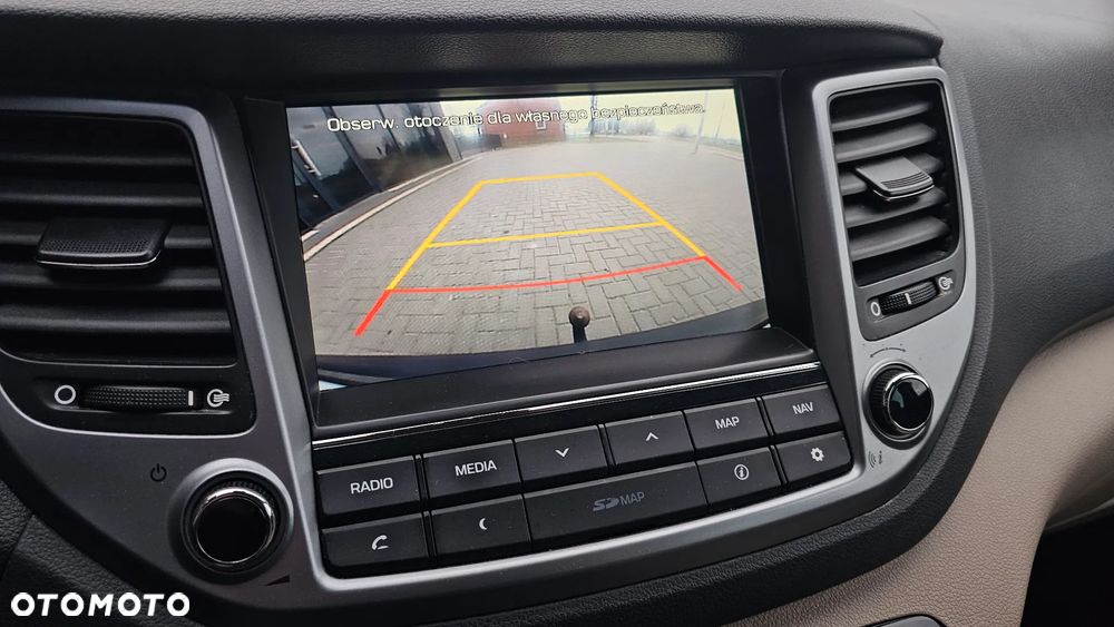 Hyundai Tucson blue 1.6 GDi 2WD Navi - 9