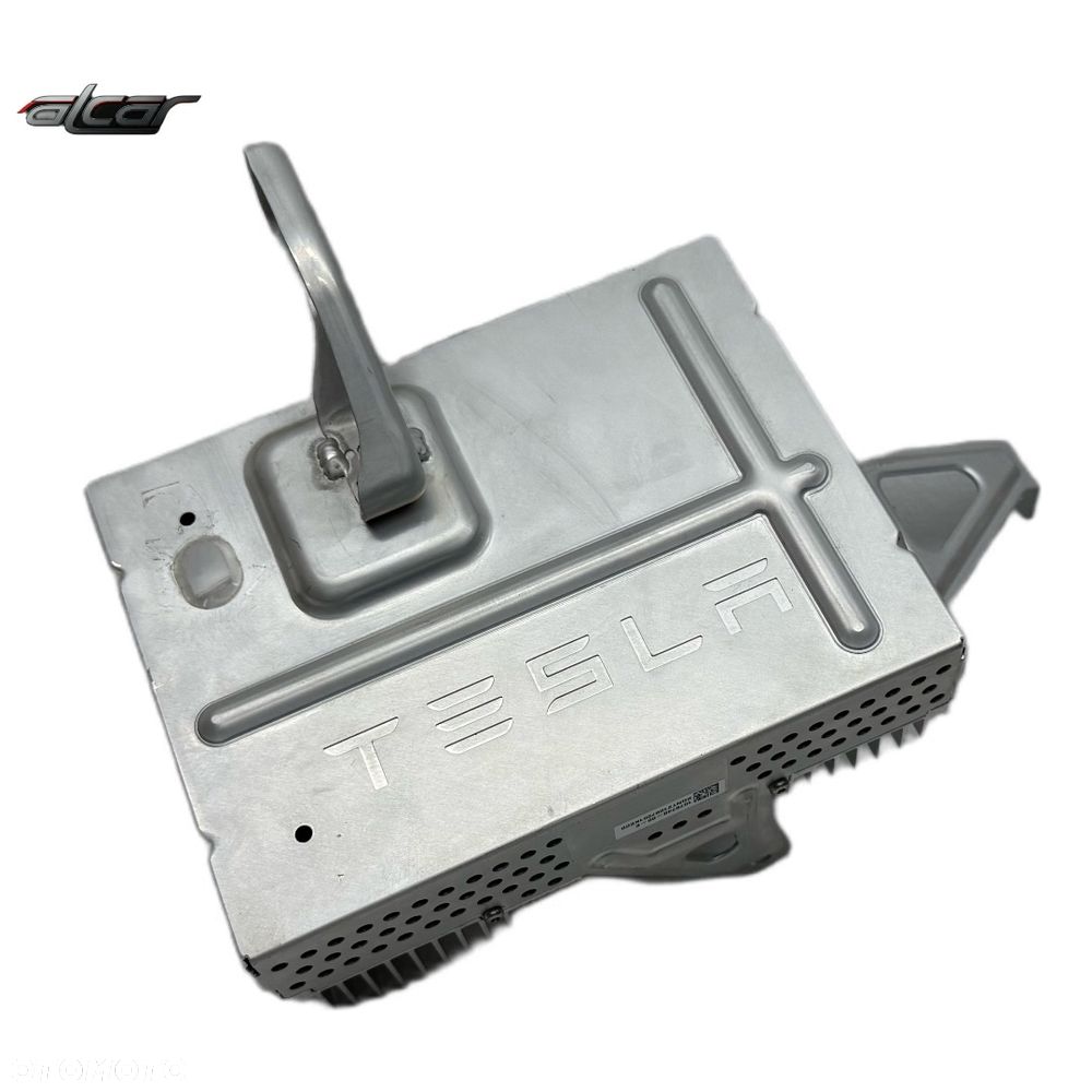 WZMACNIACZ GŁOŚNIKÓW TESLA 3 LIFT 1079748-00-E - 1