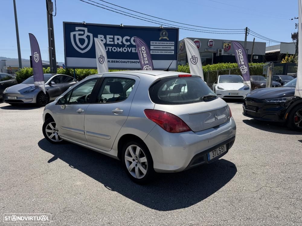 Peugeot 308 1.4 16V Premium - 3