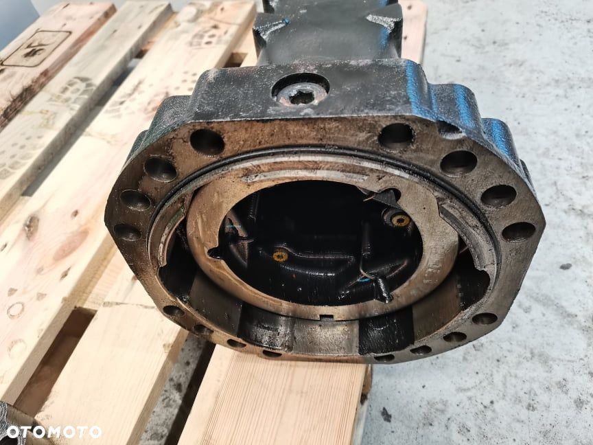 Case TX 140-45 {Obudowa Spicer 2120600168905} - 10