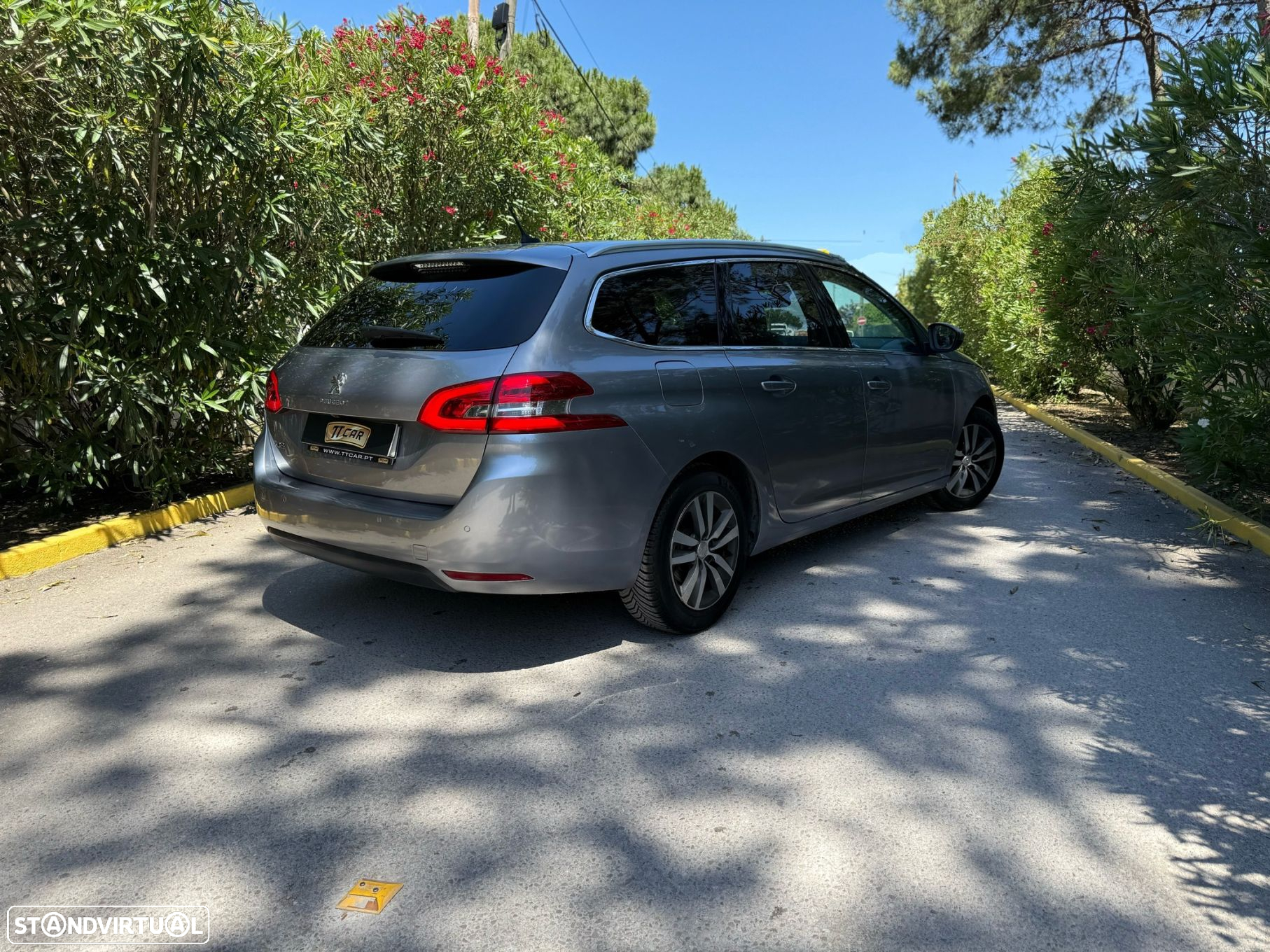 Peugeot 308 SW 1.2 PureTech Allure - 4