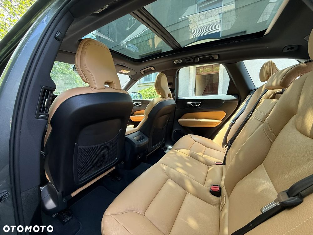 Volvo XC 60 T6 AWD Inscription - 10