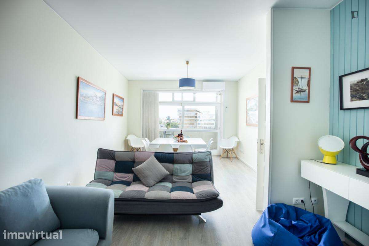Apartamento com 4 quartos - localizado em Cedofeita Porto - Grande imagem: 4/38
