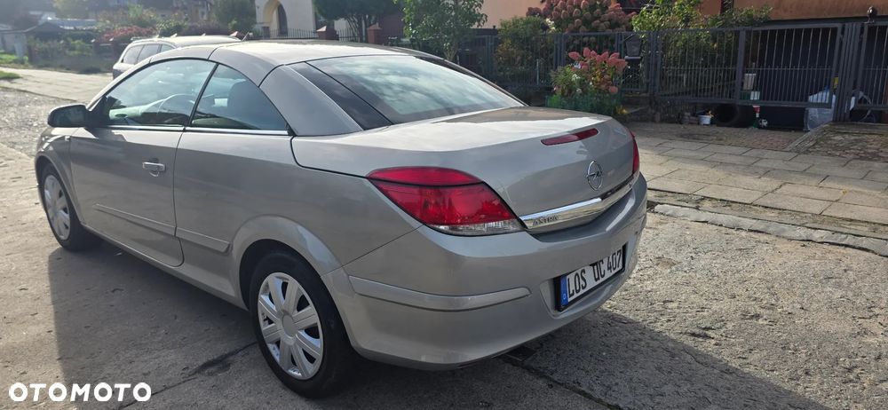 Opel Astra III GTC 1.8 Sport - 6