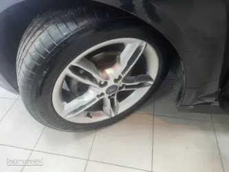 Ford C-Max 1.6 TDCi Titanium S/S - 38