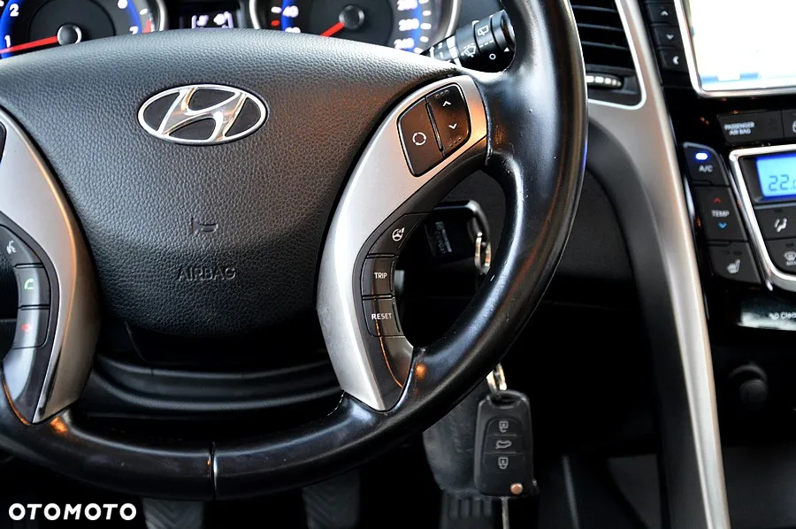 Hyundai i30 i30cw 1.4 Fifa World Cup Edition - 28