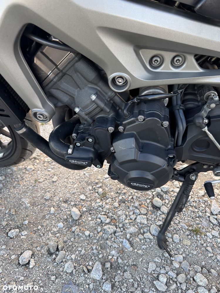Yamaha MT - 2