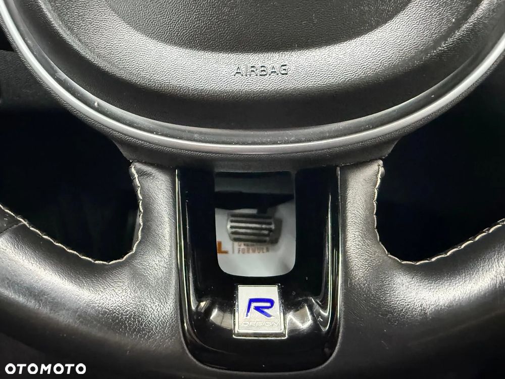 Volvo XC 60 D4 AWD Geartronic RDesign - 16