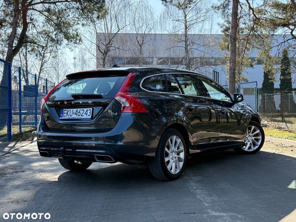 Volvo V60 D4 Drive-E Kinetic - 6