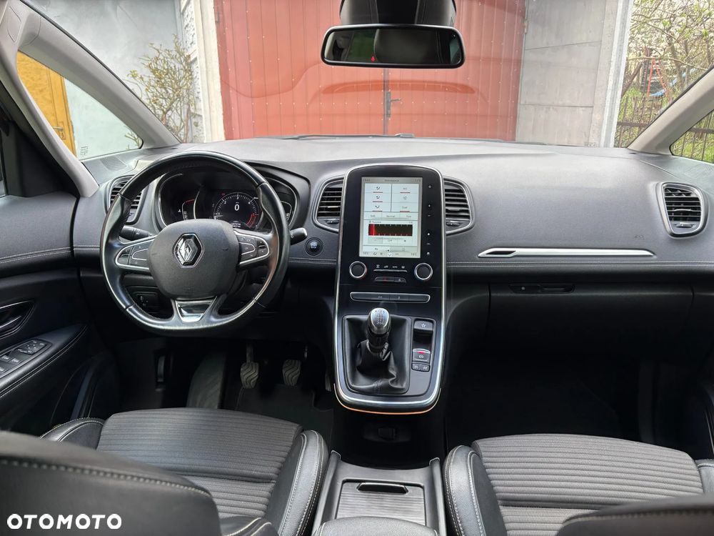 Renault Scenic - 21