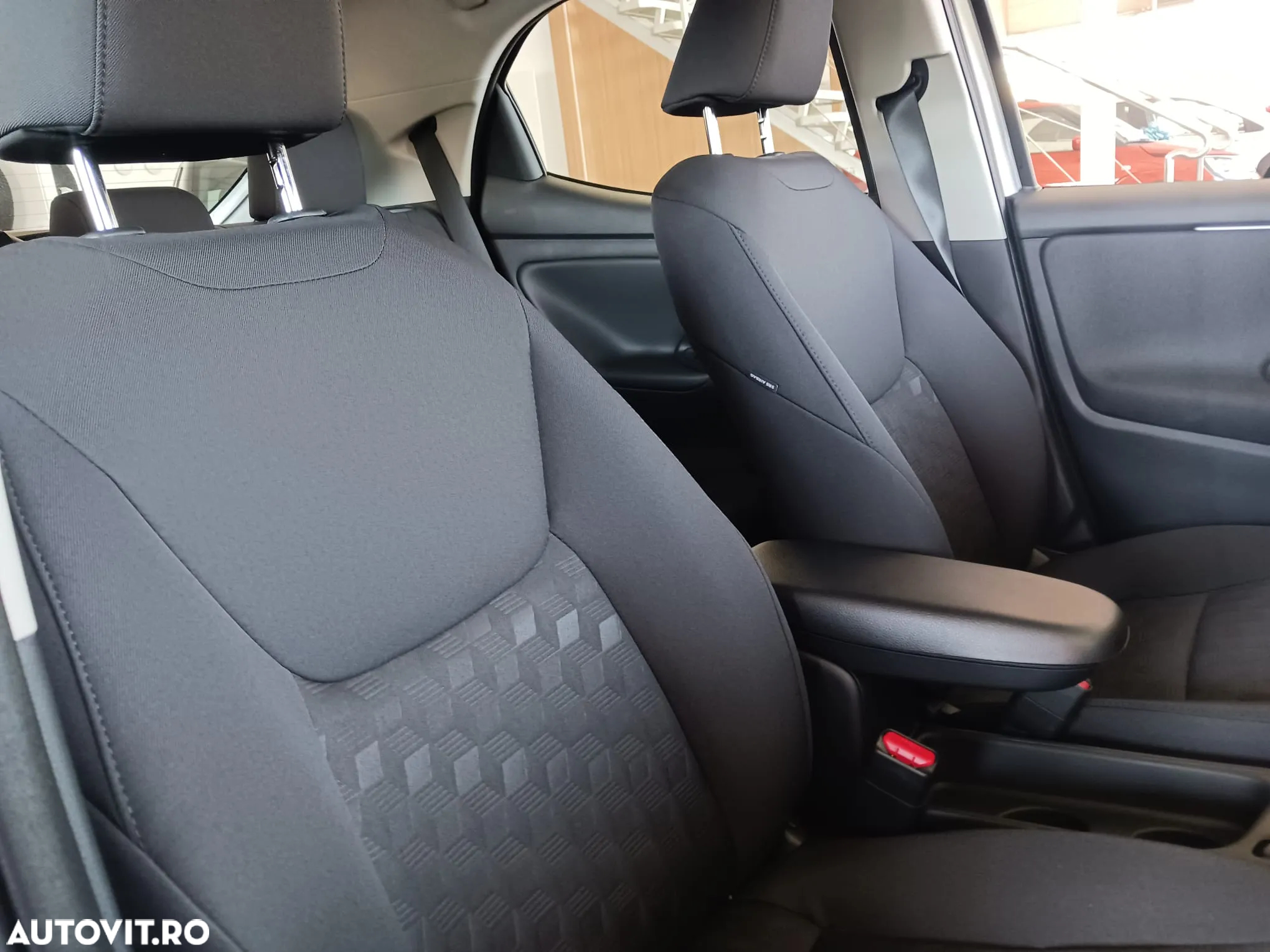 Mazda 2 - 6