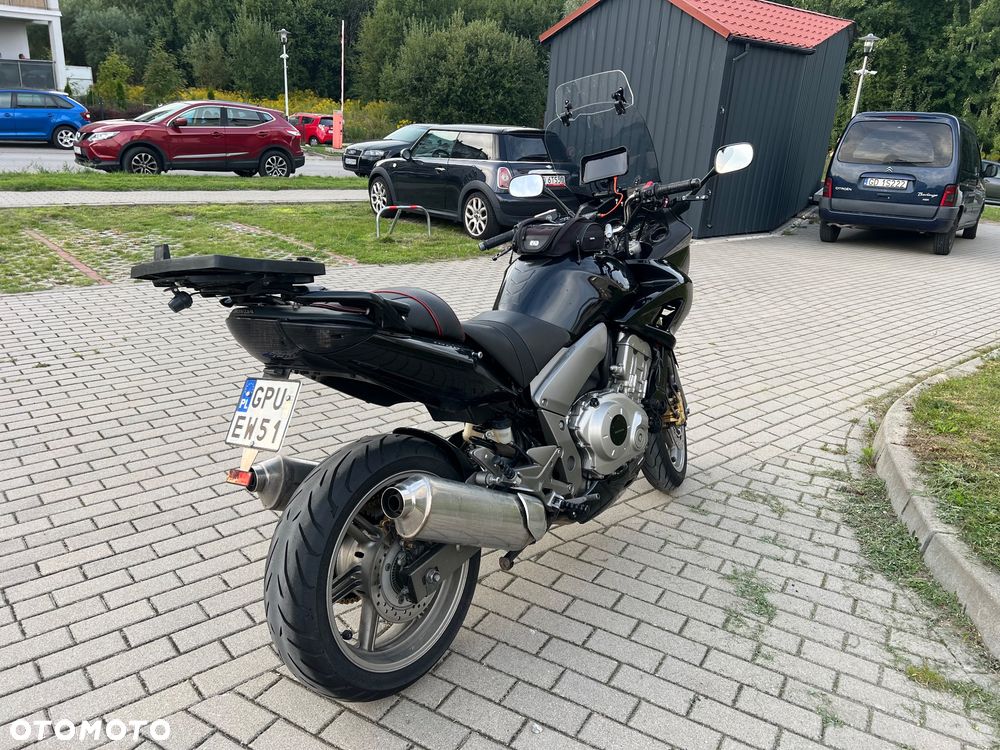Honda CBF - 8