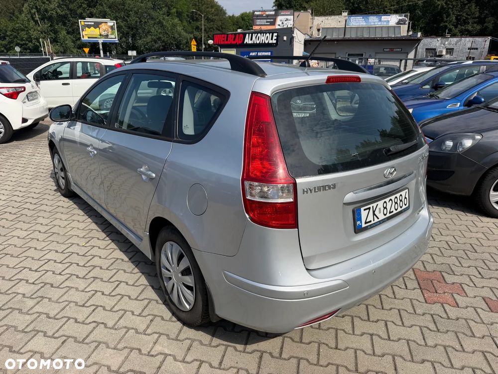 Hyundai i30 1.6 CRDi Classic + - 3