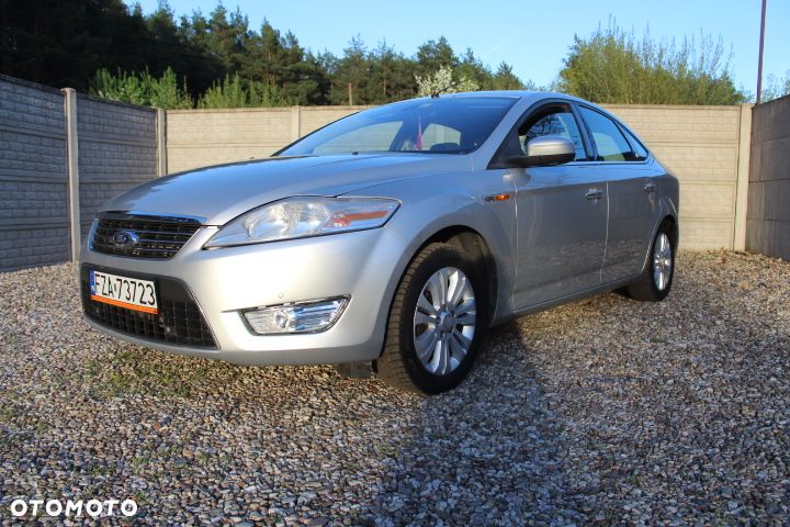 Ford Mondeo 2.0 Ghia X100 / X - 1