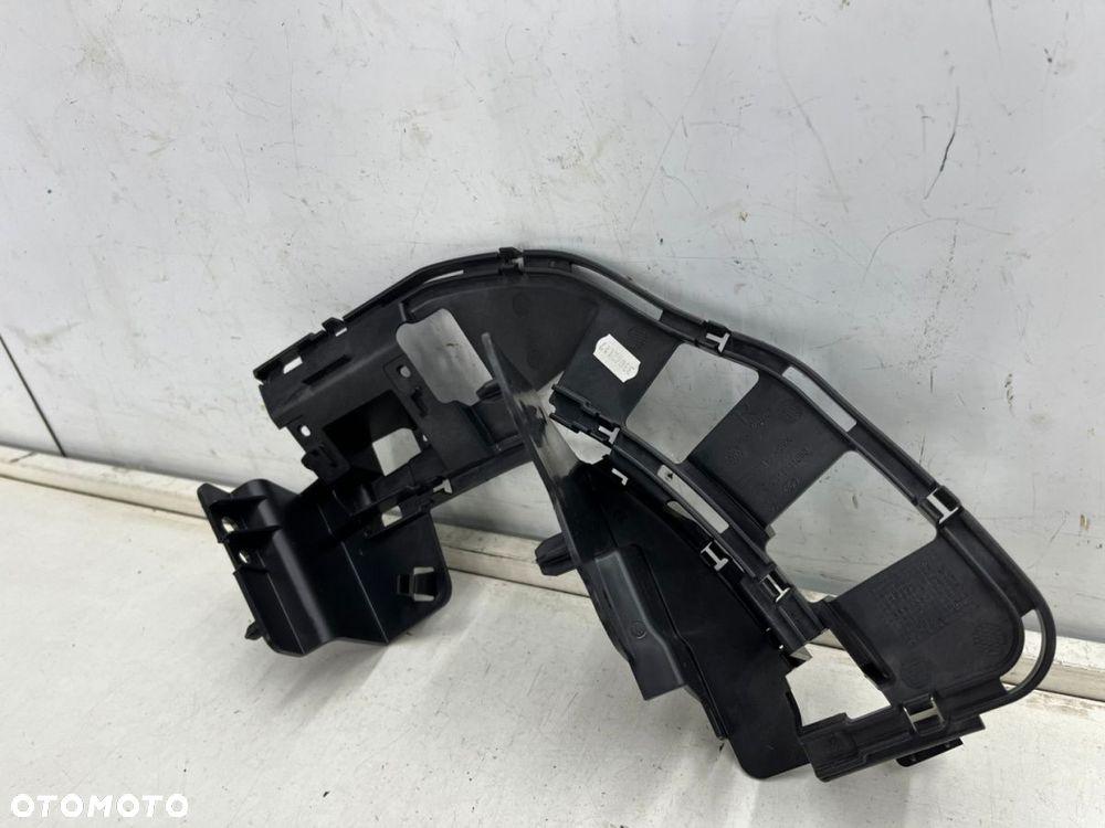 Ślizg Citroen Jumpy Expert Scudo Vivaro C Zafira Life ProAce 16r.- prawe tylne mocowanie wspornik - 4