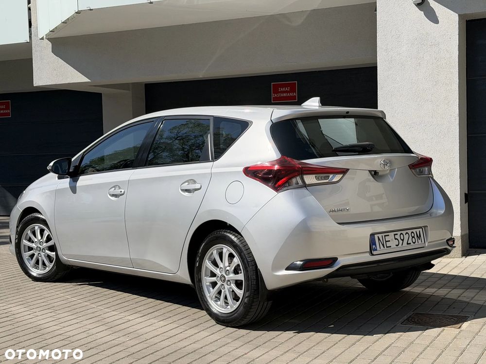 Toyota Auris - 21