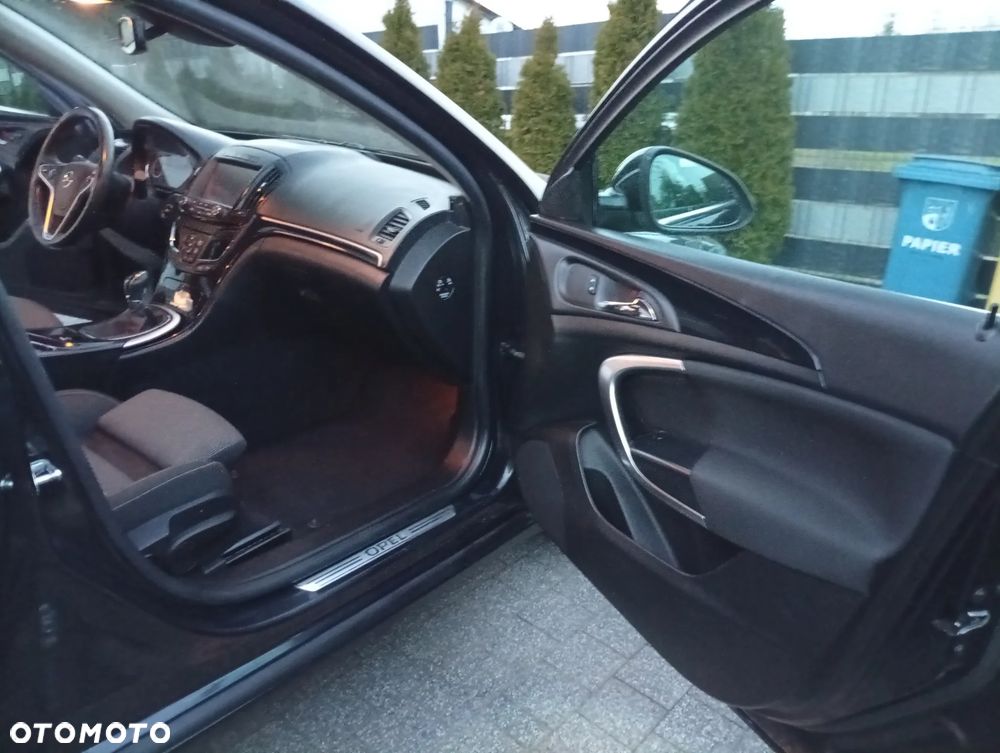 Opel Insignia - 16