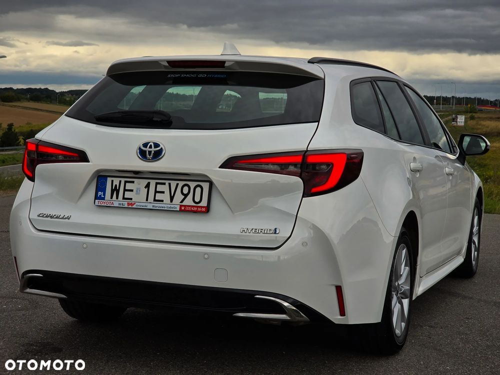 Toyota Corolla 1.8 Hybrid Comfort - 10