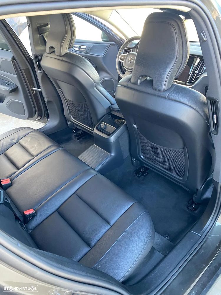 Volvo V60 2.0 T6 AWD TE Inscription Expression - 19